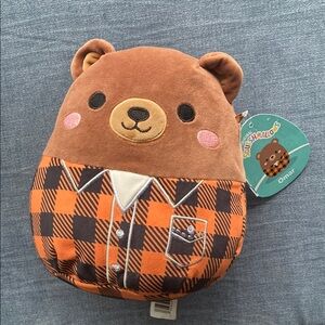 5/25 SALE 🩵 Squishmallows Omar The Brown Bear 🐻